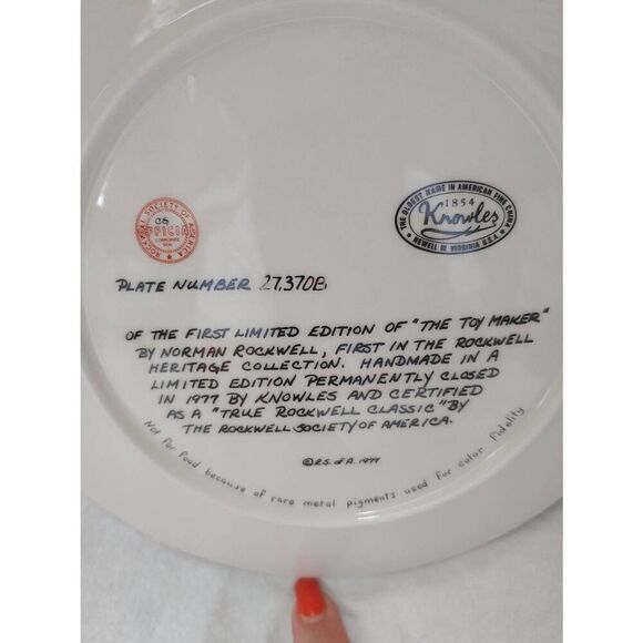 Norman Rockwell "The Toymaker" #27370B Bradford 1977 Collectible Plate - Picture 8 of 9